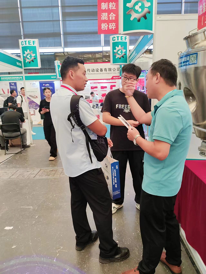 香港1861最早全图库